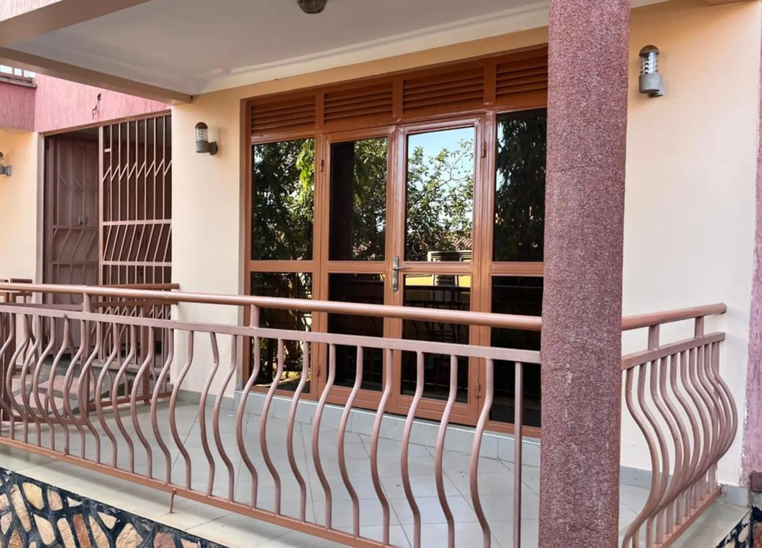 Flo Mcc Apartment Kampala